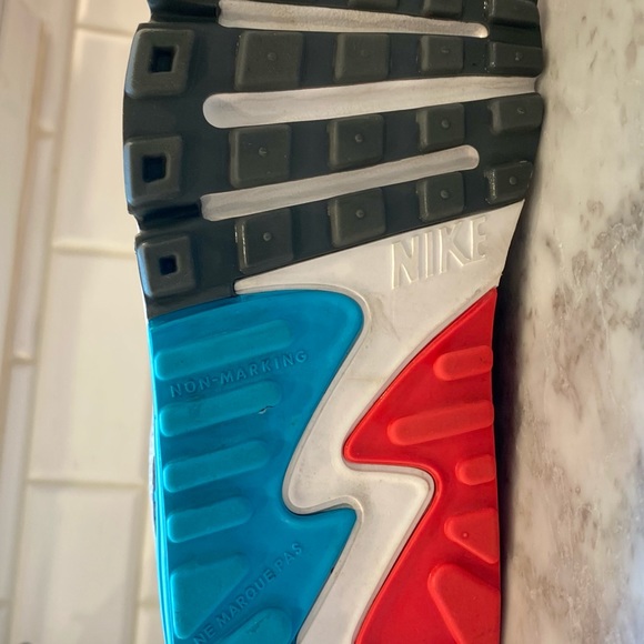 Nike Air Max (NWT) -Big Kids size 2.0 - Picture 7 of 8